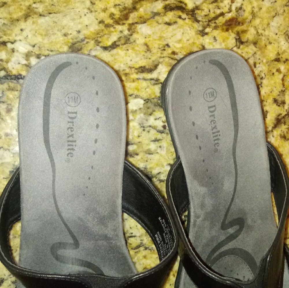 Drexlite Sandals - Picture 5 of 7